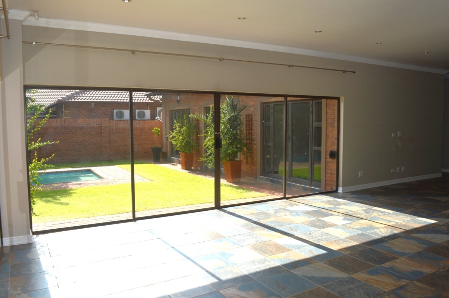 4 Bedroom Property for Sale in Wilkoppies North West